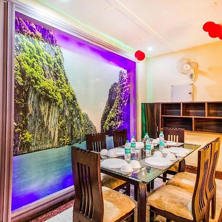 Fabhotel Plus Maniram Palace Agra  Bagian luar foto