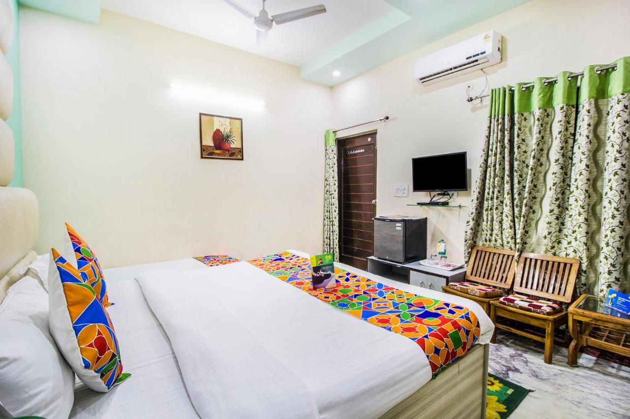 Fabhotel Plus Maniram Palace Agra  Bagian luar foto