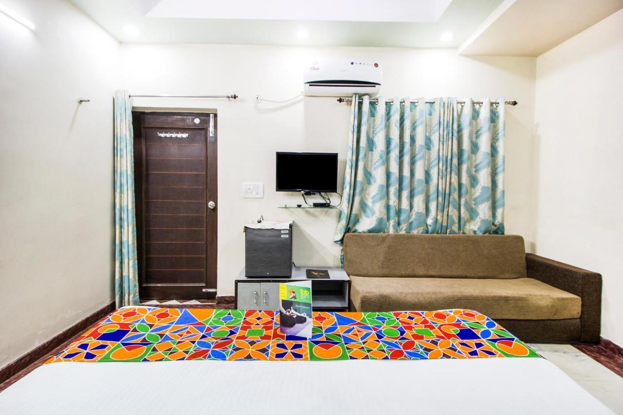 Fabhotel Plus Maniram Palace Agra  Bagian luar foto