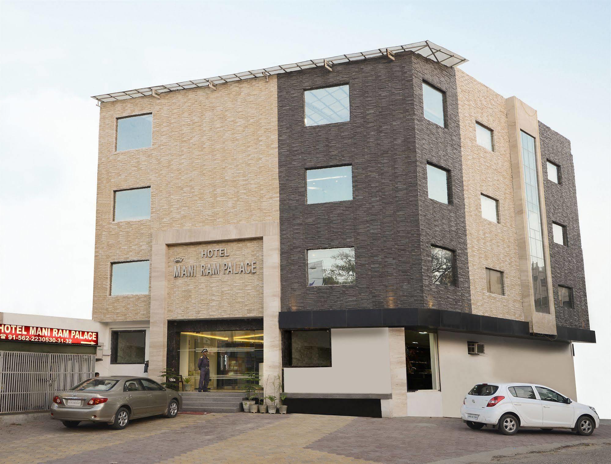 Fabhotel Plus Maniram Palace Agra  Bagian luar foto